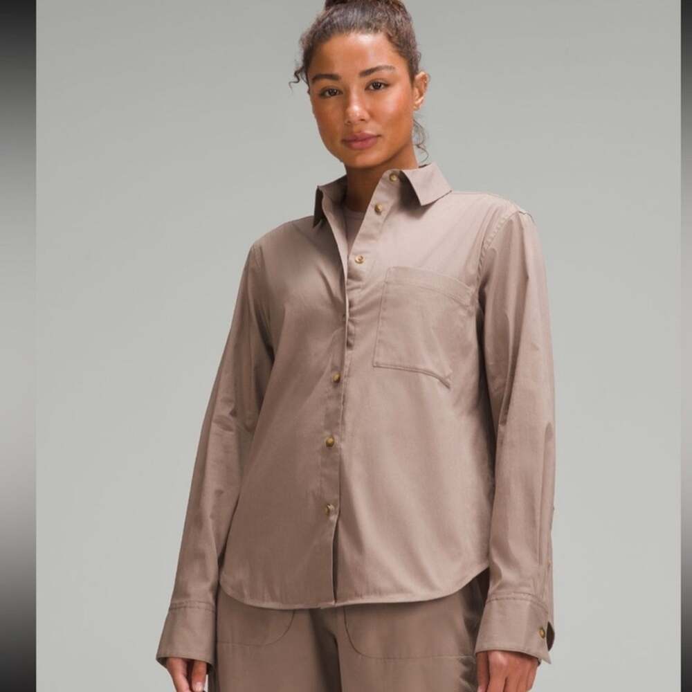 Lululemon Athletica Cotton-Blend Poplin Button-Down Shirt in Taupe, Large, NWOT
